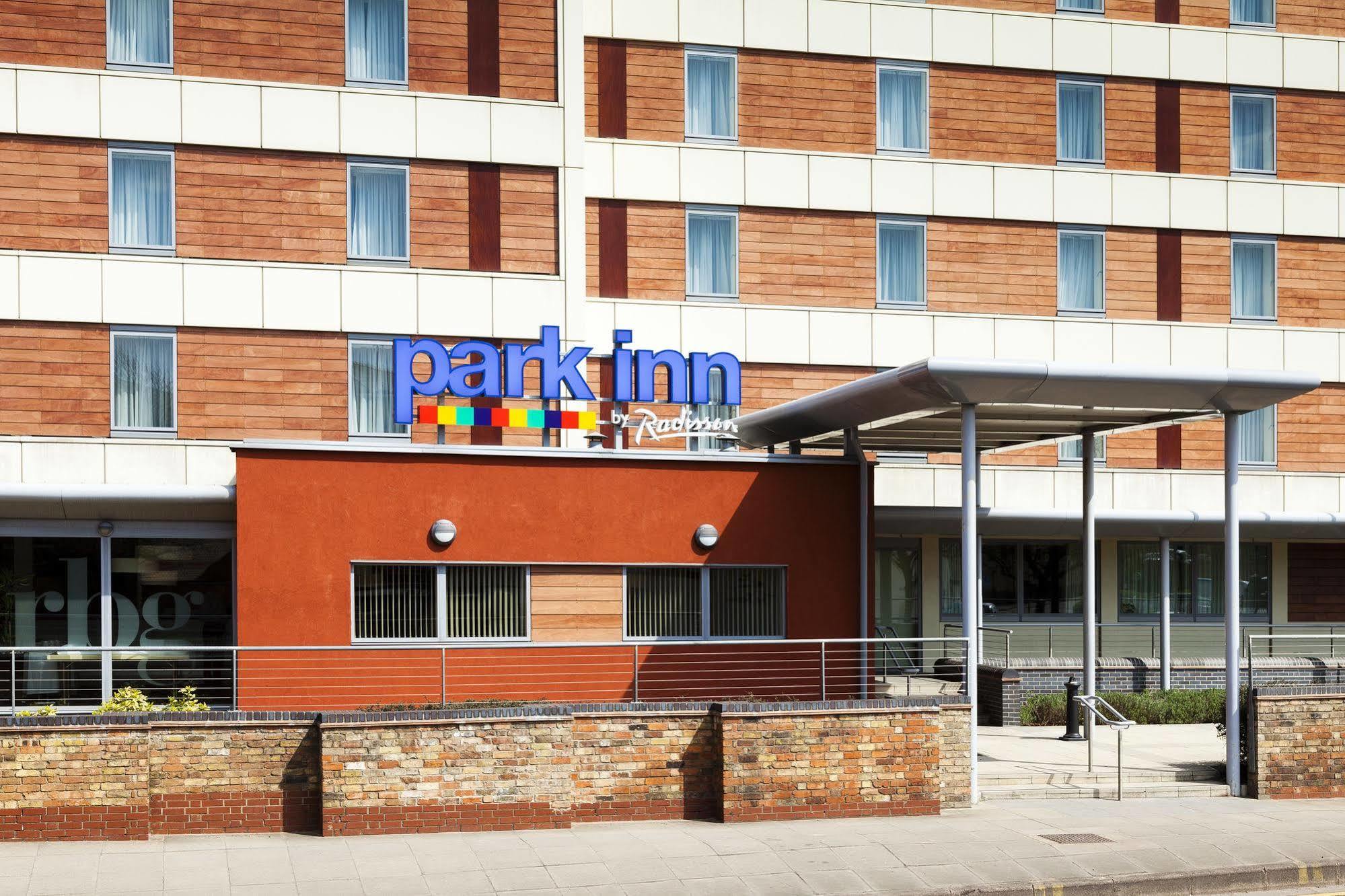 Park Inn By Radisson Πήτερμπορο Εξωτερικό φωτογραφία